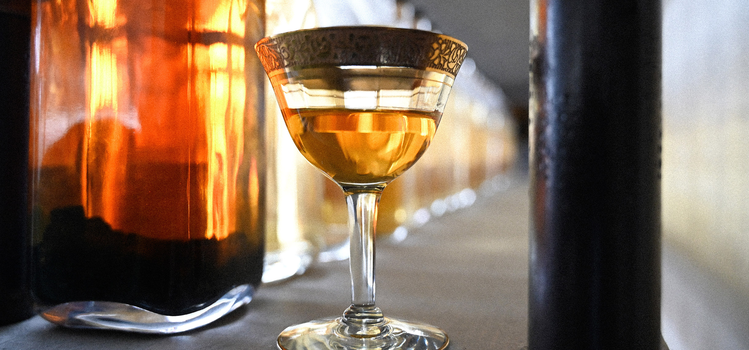 Whiskey, Neat Headframe